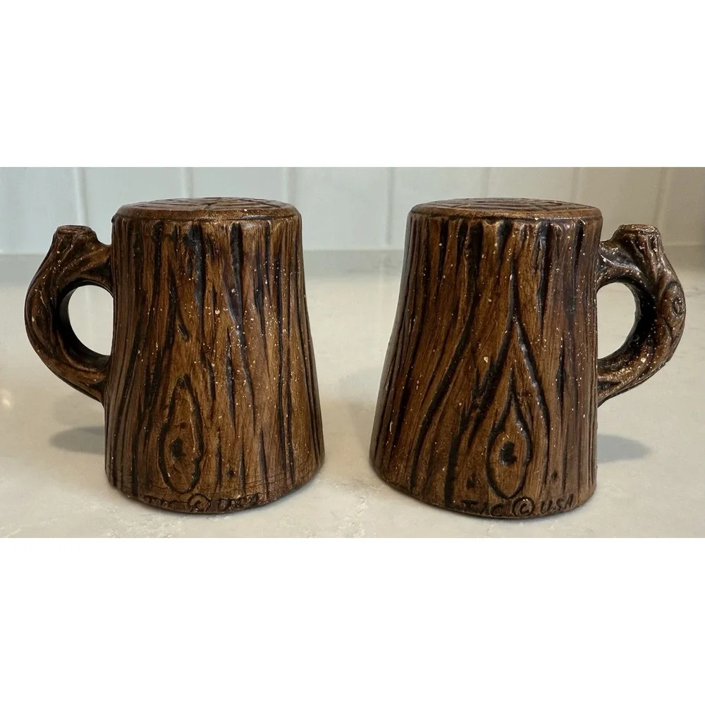 Vintage Ceramic Salt & Pepper Shaker‎ Set Wood Tree Stump With Handles